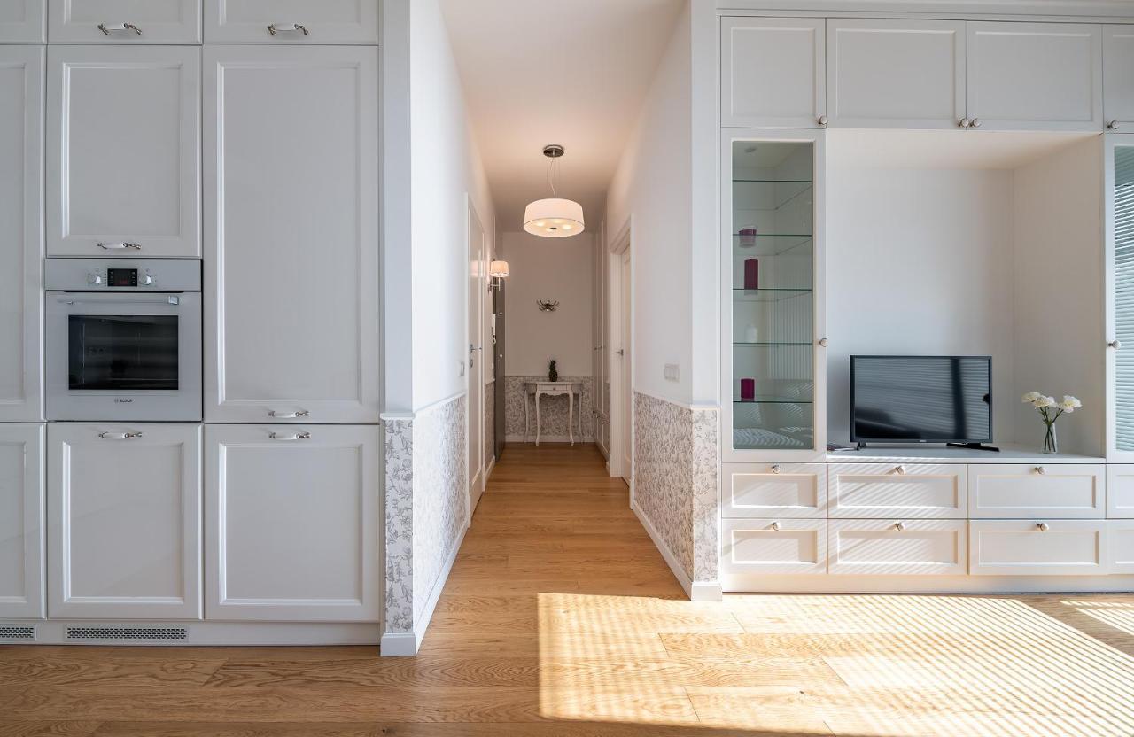 Airport Lirowa - P&O Serviced Apartments Warsaw Exterior photo